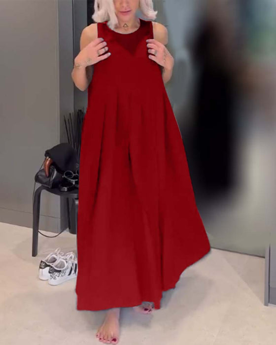 Elegant tankklänning med enfärgad och veck