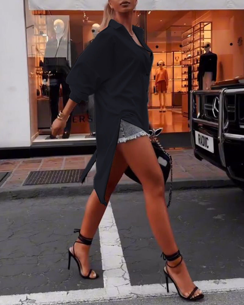 Enfärgad casual skjorta med lapel slits