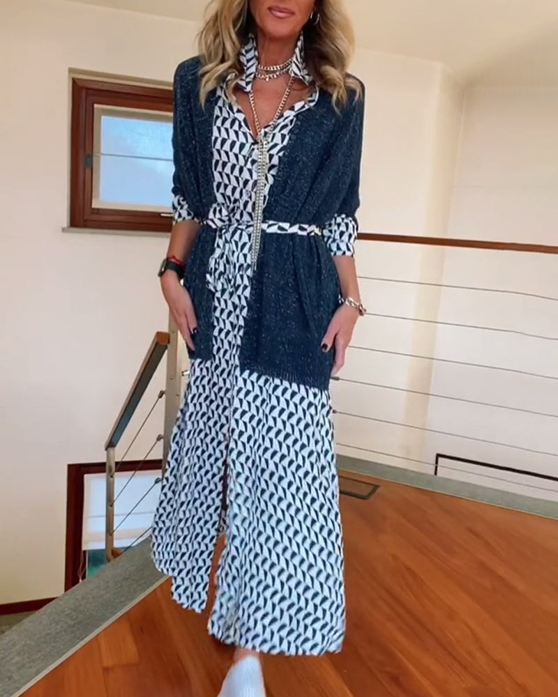 Klänning med geometriskt tryck i lapel