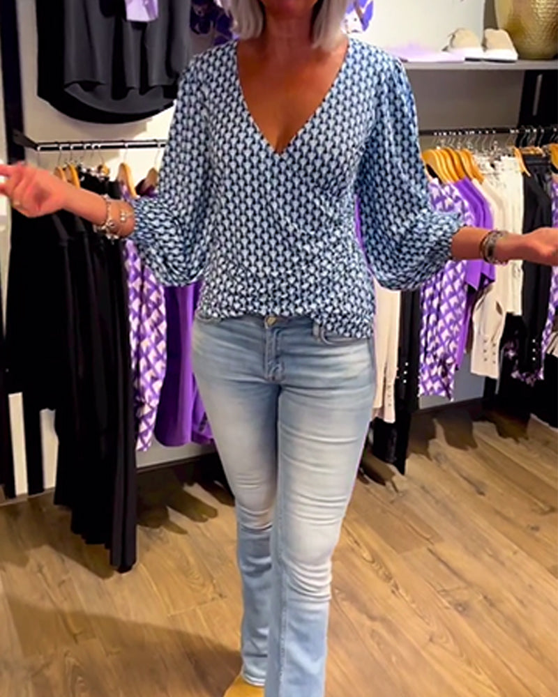 Långärmad topp med djup V-ringning