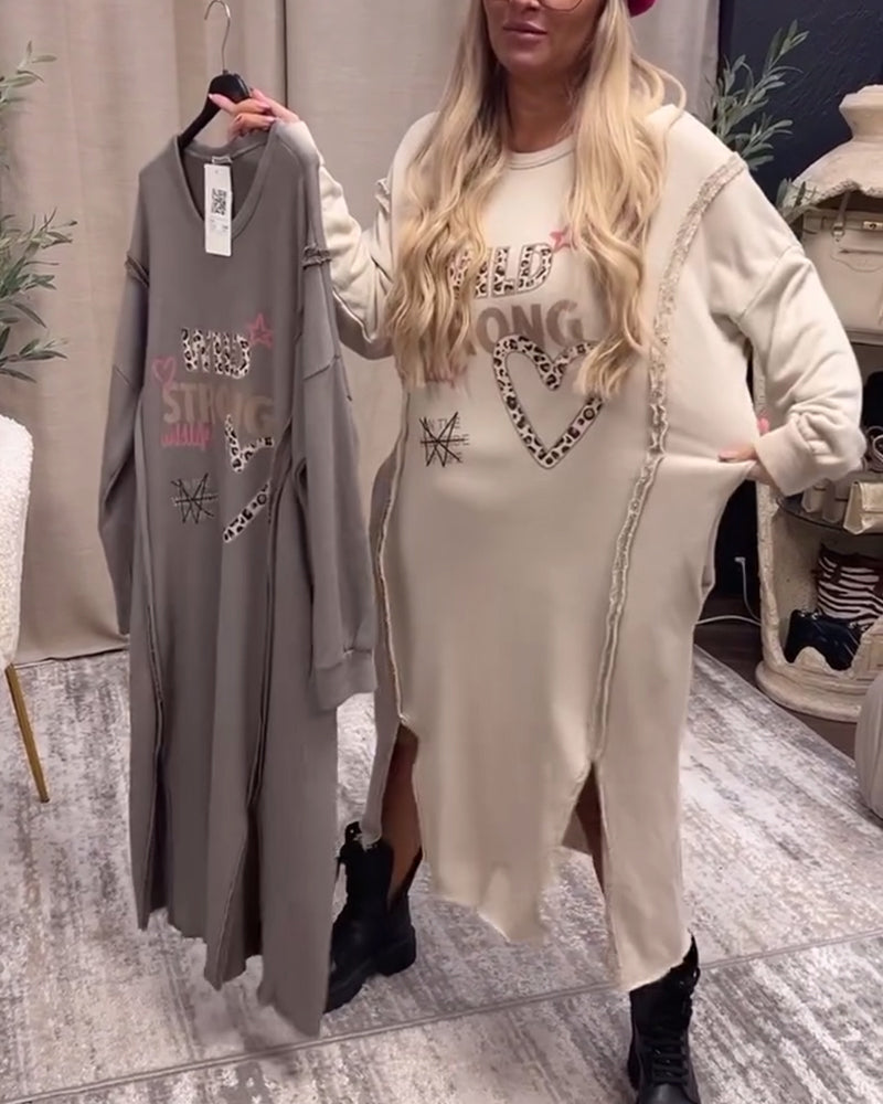 Långärmad lös klänning med tryck