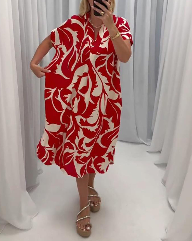 Fritidsklänning med slits i kontrasttryck