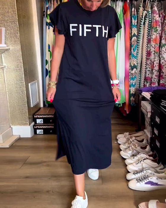 Fritidsklänning med volang ärm med bokstavstryck