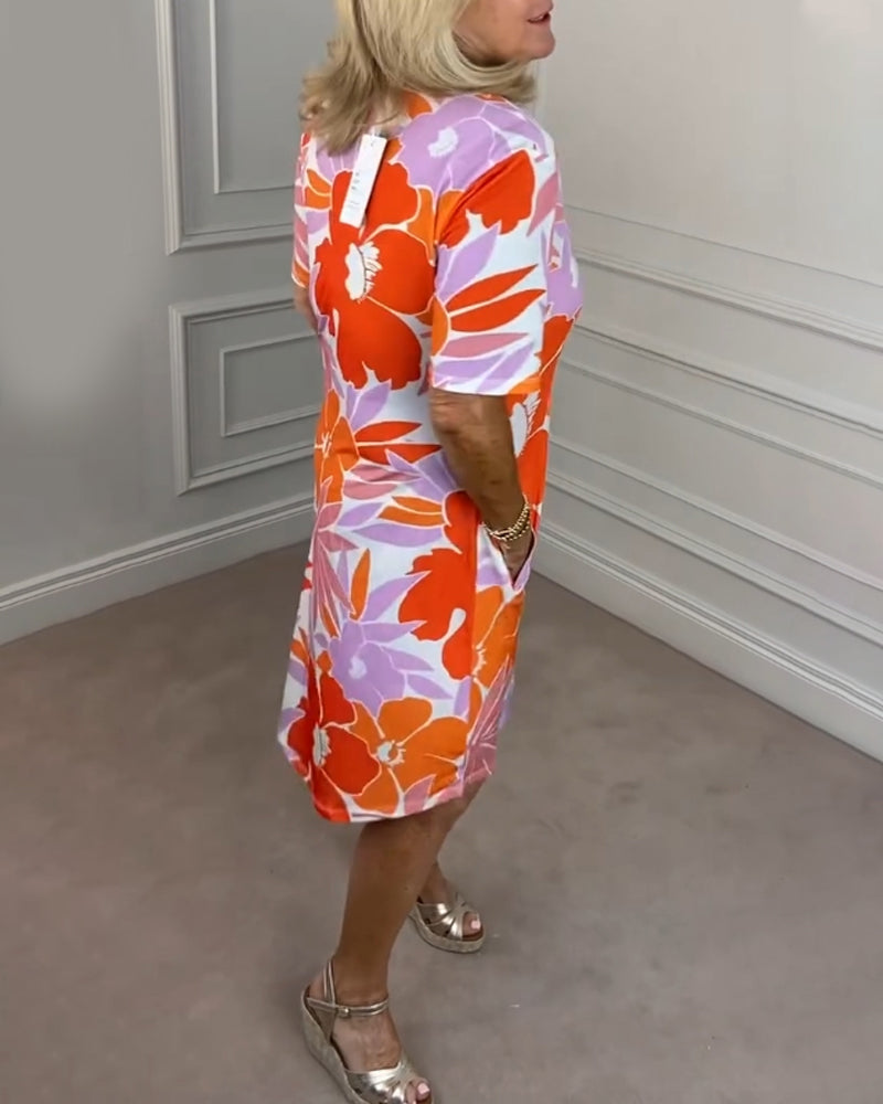 Kortärmad klänning med smal passform