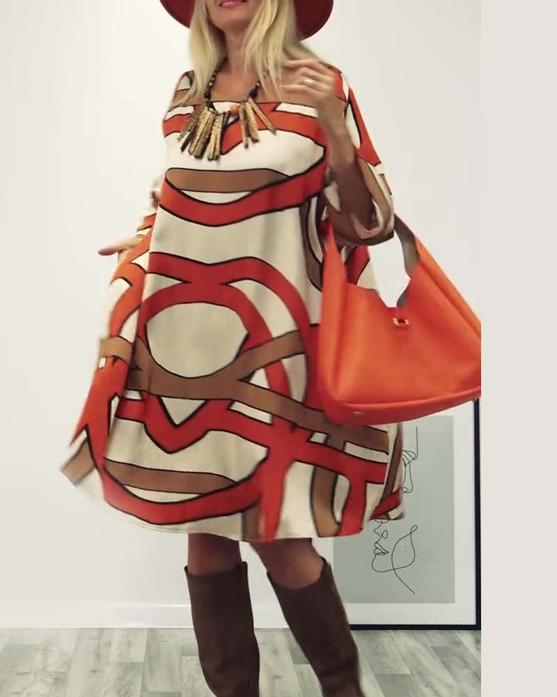 Klänning med rund hals och tryck