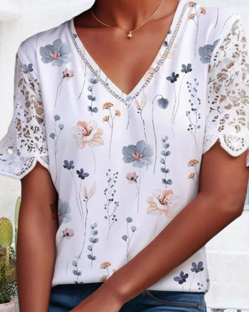Blus med lace-patch och tryck