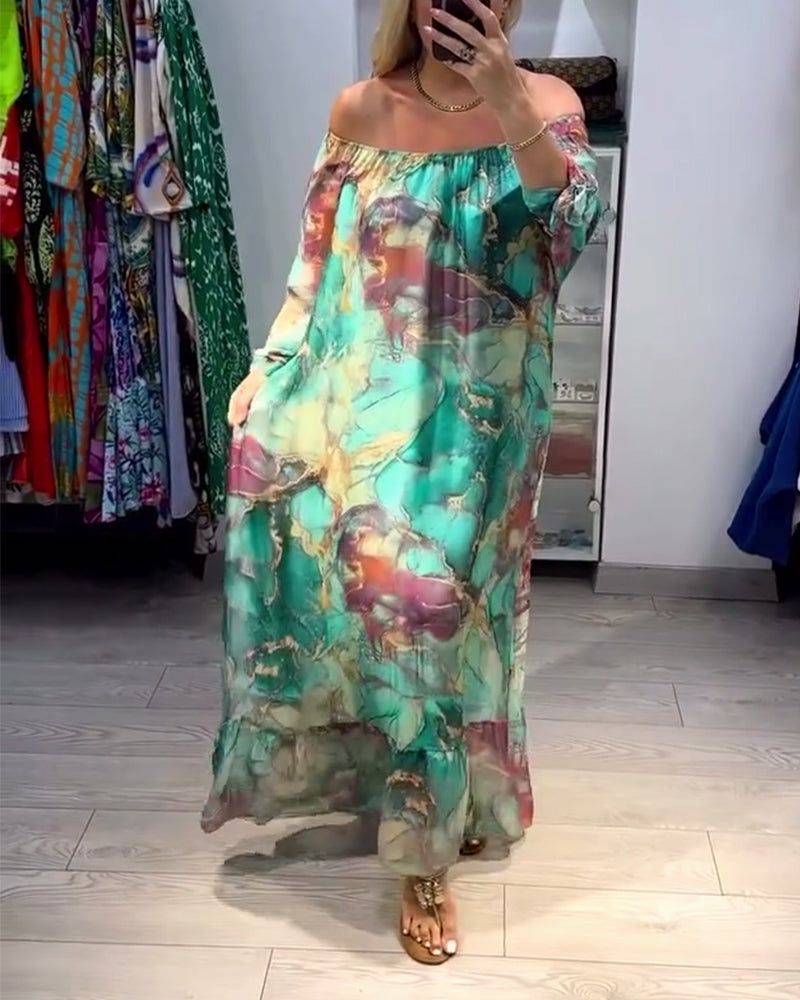 Fritidsklänning med bläcktryck på en axel