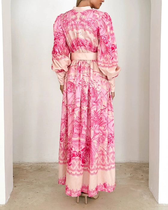 Klänning med lanternärm med knapptryck