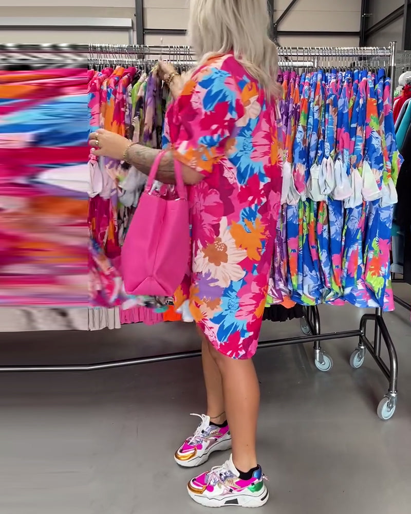 Färgglad blommig midiklänning i lapel