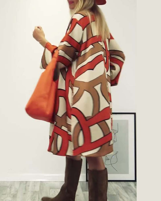 Klänning med rund hals och tryck