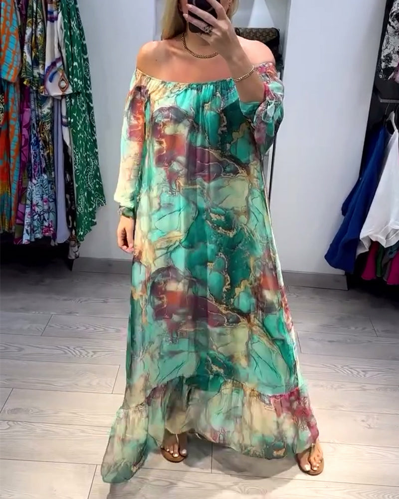 Fritidsklänning med bläcktryck på en axel