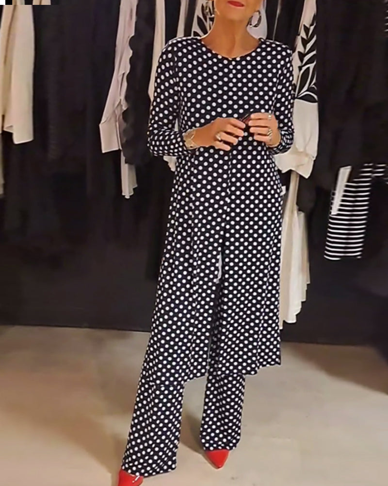 Elegant prickig slitskostym