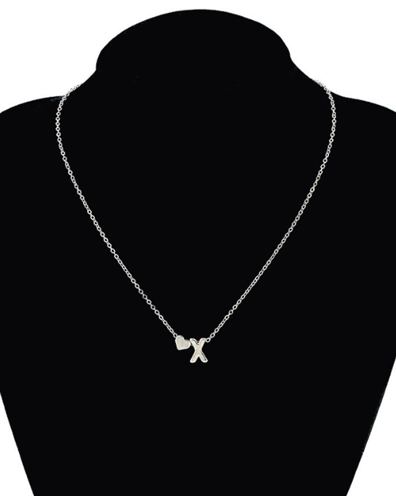 Enkelt persika hjärta bokstavshalsband