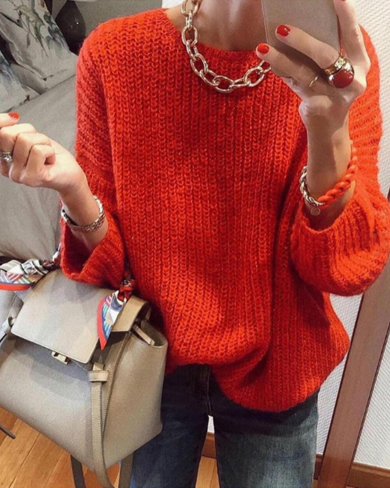 Enfärgad enkel tröja med rund hals