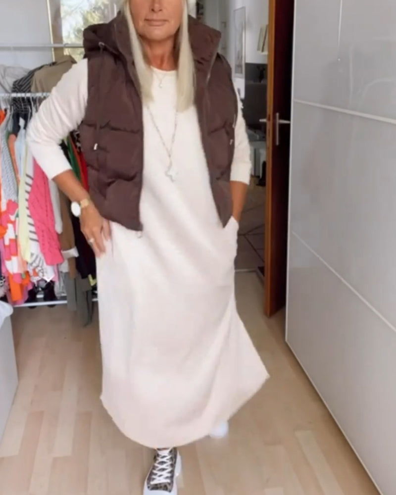 Enfärgad kappa med huva