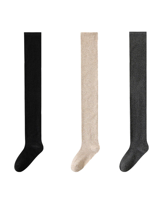 Förtjockade höga strumpor