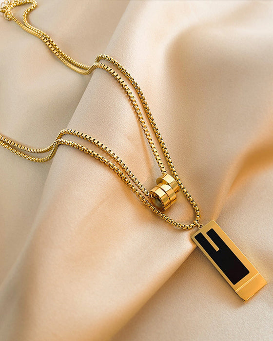 Dubbelt långt halsband i titanstål