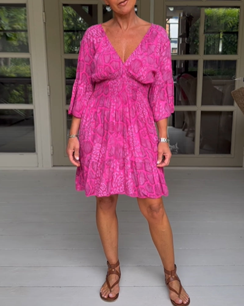 Klänning med 3/4 ärm och tryck