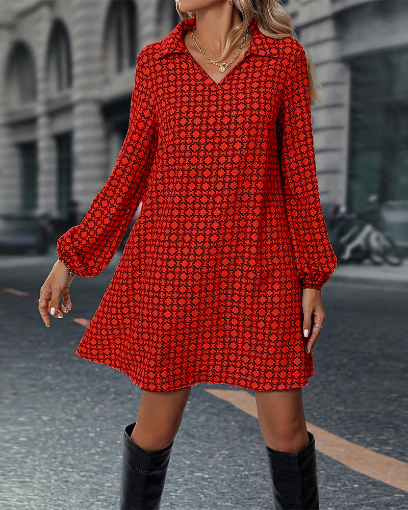 Långärmad klänning med tryck