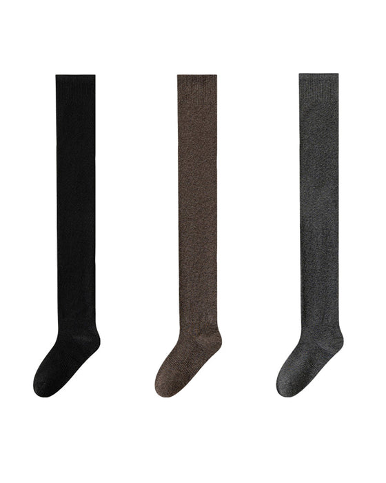 Förtjockade höga strumpor