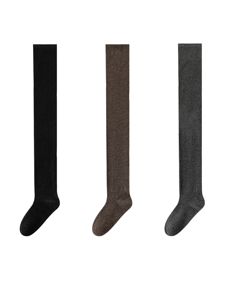 Förtjockade höga strumpor