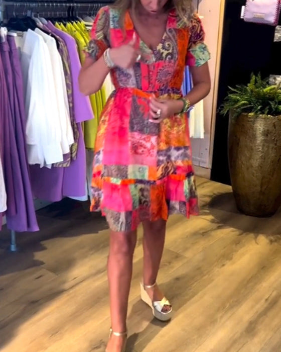 Kortärmad midiklänning med tryck