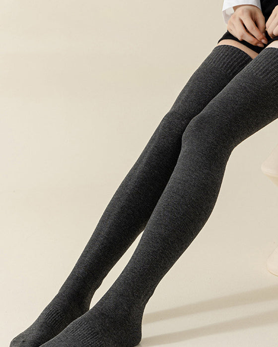 Förtjockade höga strumpor