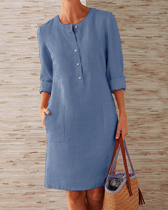 Elegant enfärgad klänning