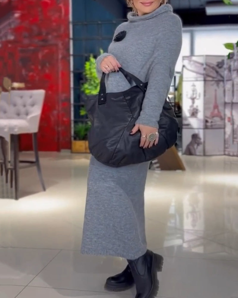 Lös Klänning Med Turtleneck Och Långa ärmar