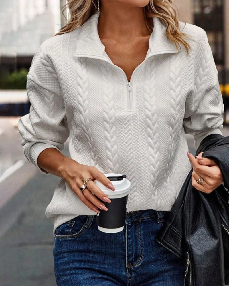 Enfärgad tröja med dragkedja