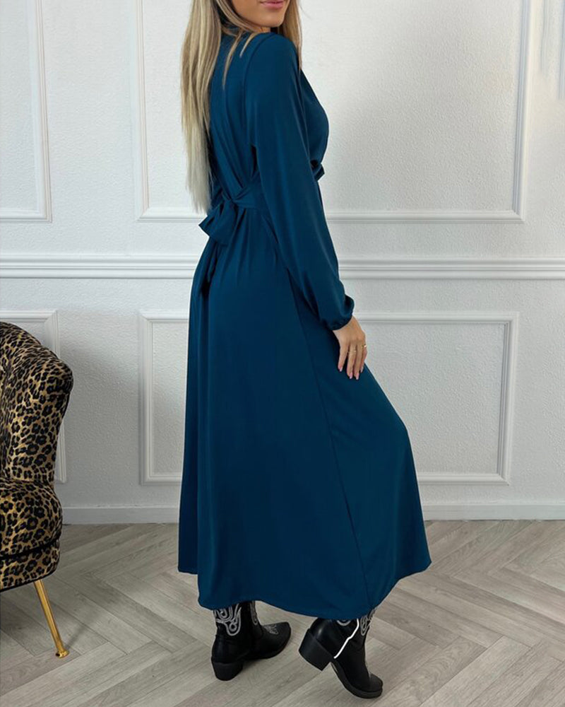 Sexig enfärgad klänning med lång ärm