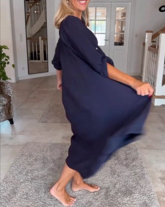 Enfärgad Klänning och v-ringad