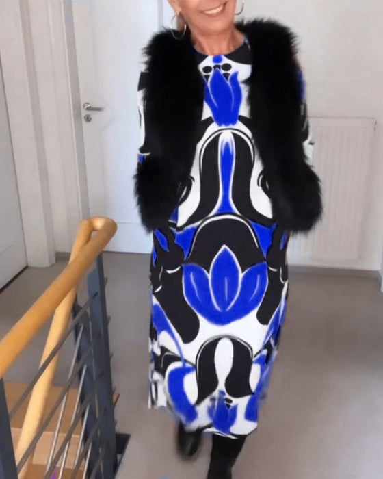 Klänning med tryck och rund halsringning