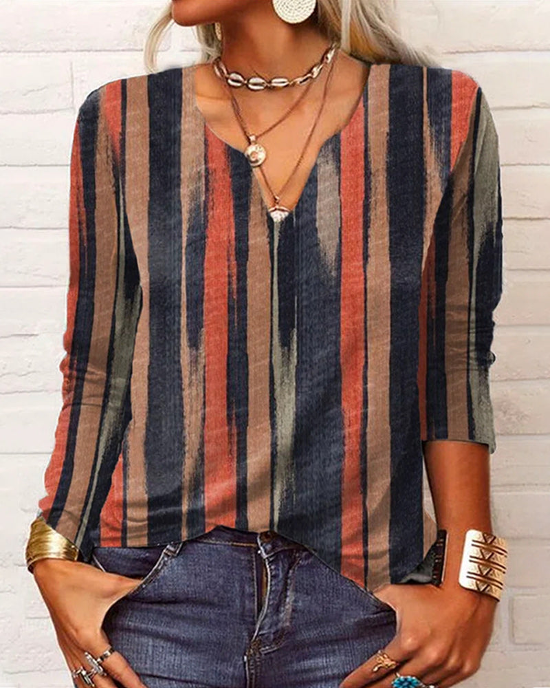 Långärmad topp med V-ringad och tryck