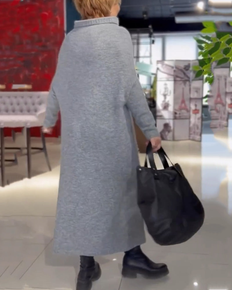 Lös Klänning Med Turtleneck Och Långa ärmar