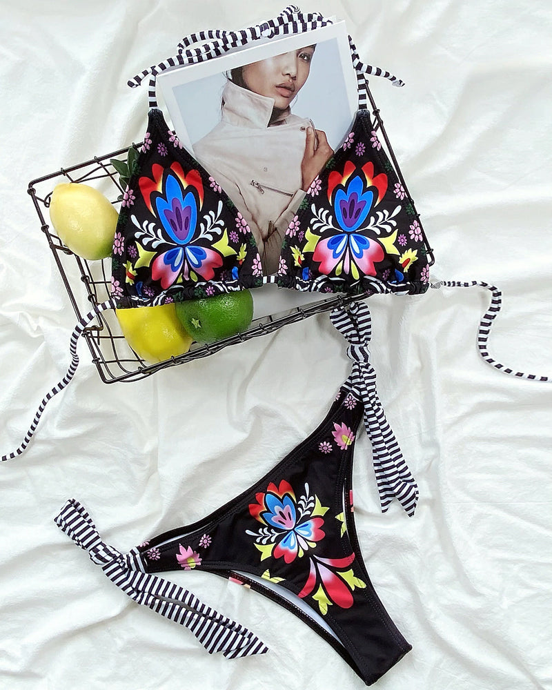 Färgglad tryckt grimma bikini