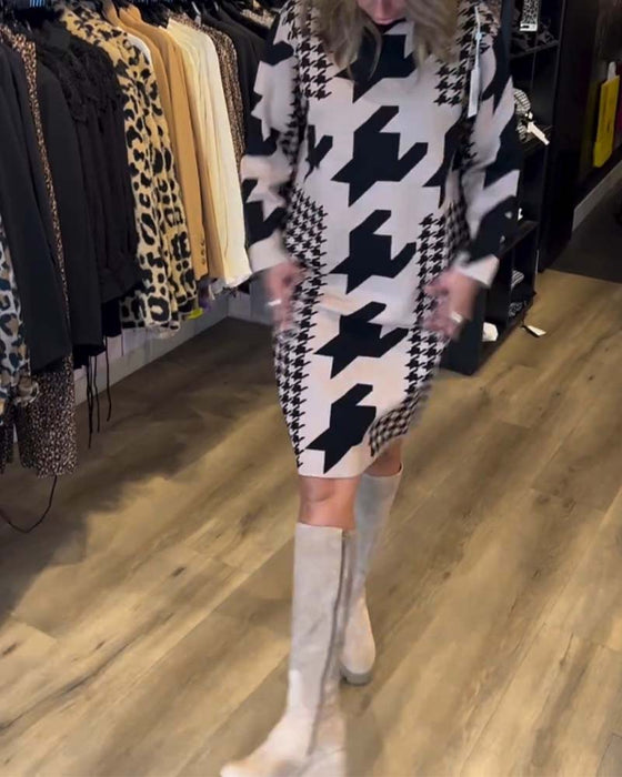 Långärmad Klänning med hundstödmönster