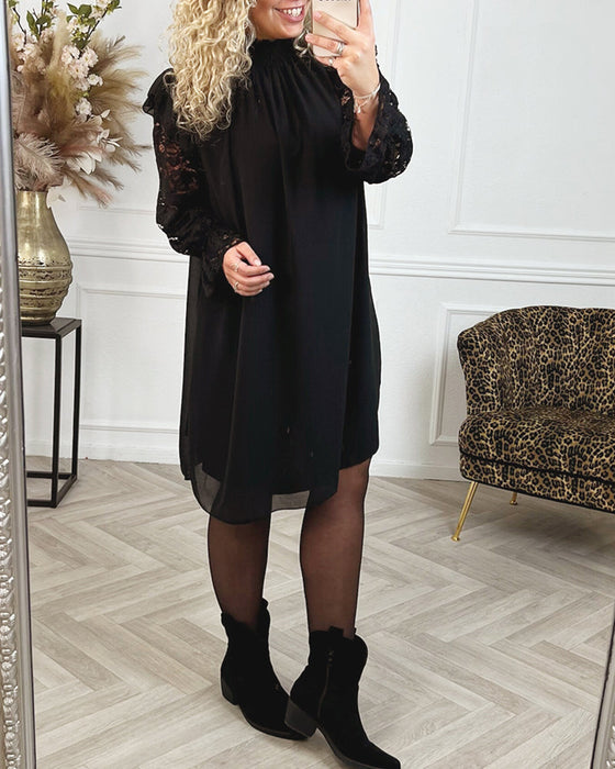 Elegant ärmlös klänning med spets