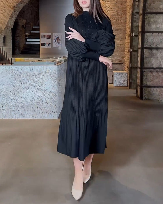 Elegant enfärgad klänning med lykt ärm