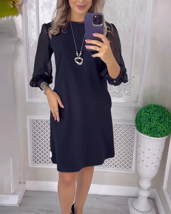 Enfärgad enkel elegant klänning