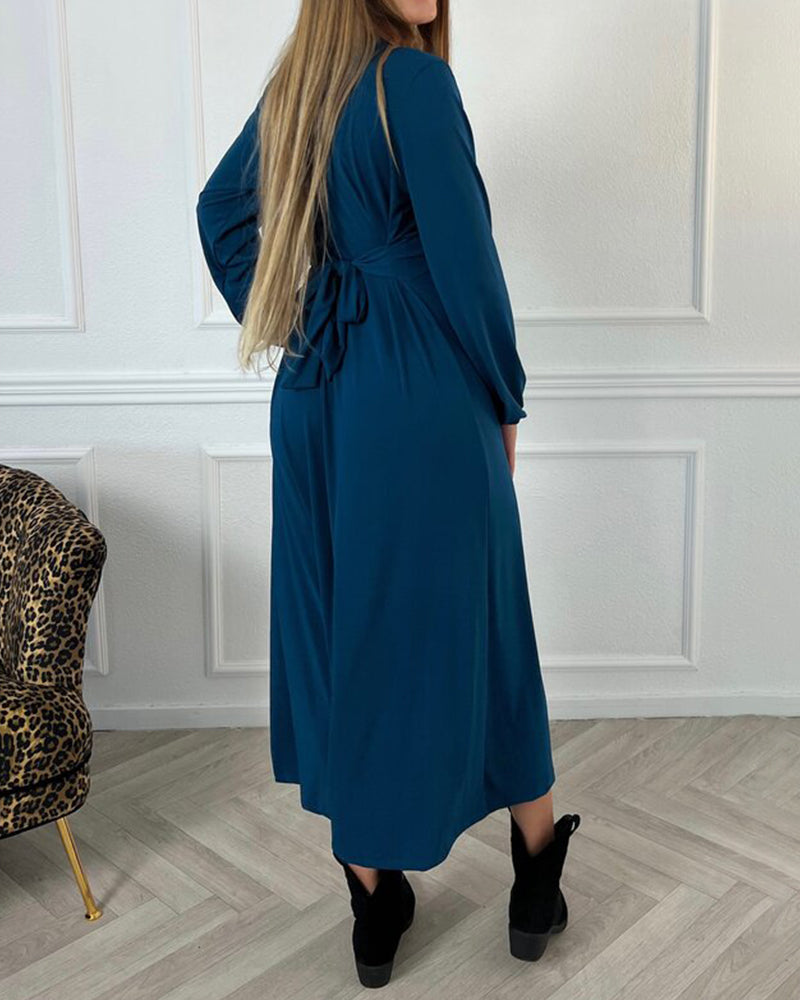 Sexig enfärgad klänning med lång ärm