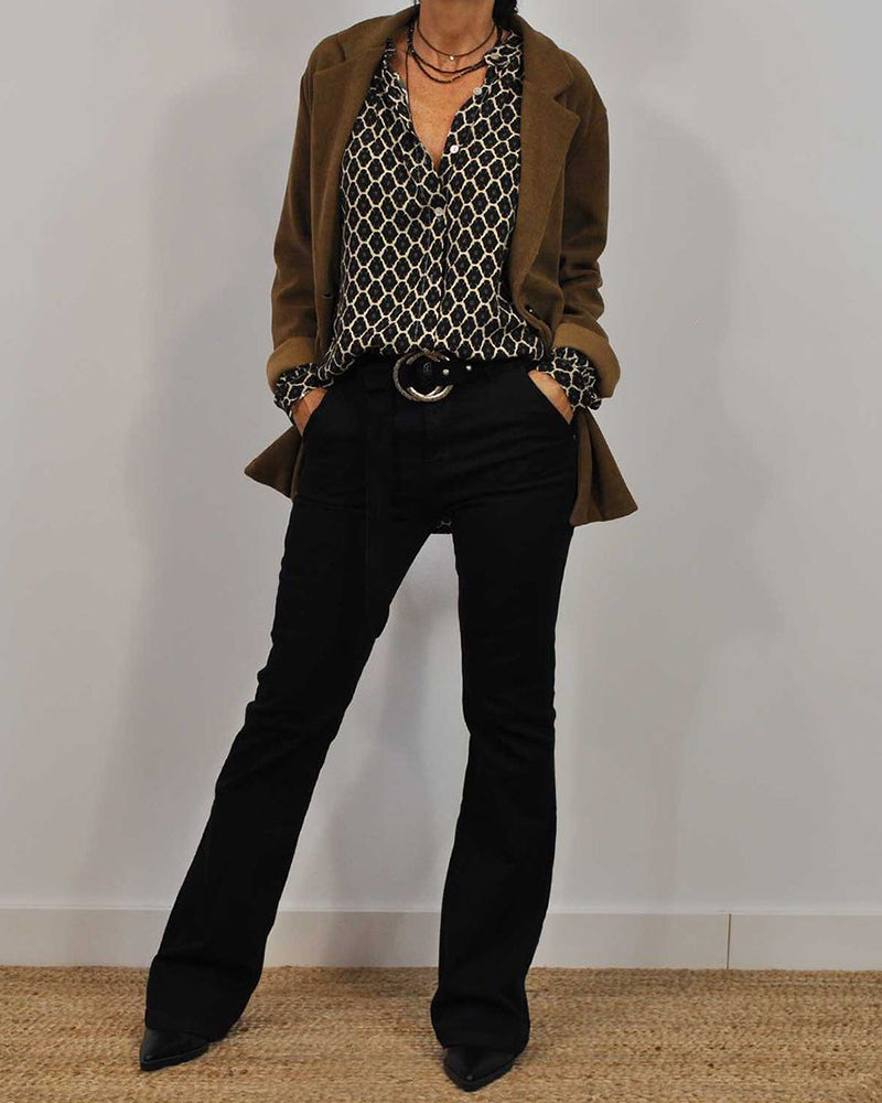 Ledig Blus med V-Ringning