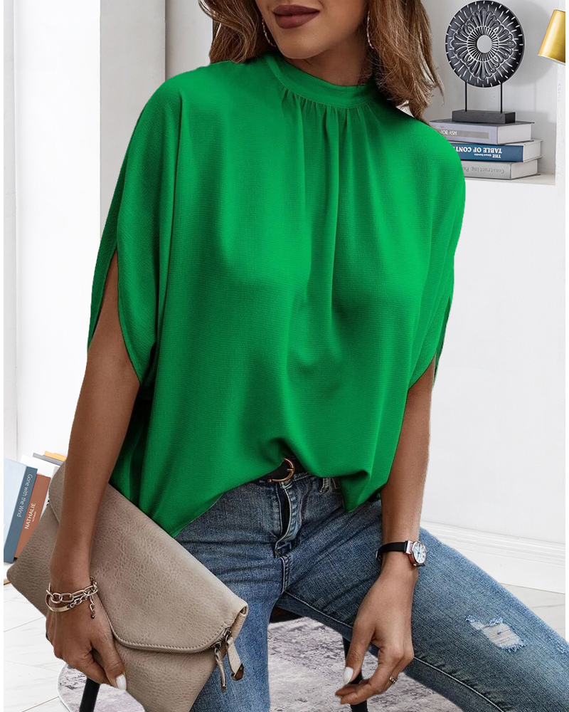 Modetryck Blus med slitsade ärmar