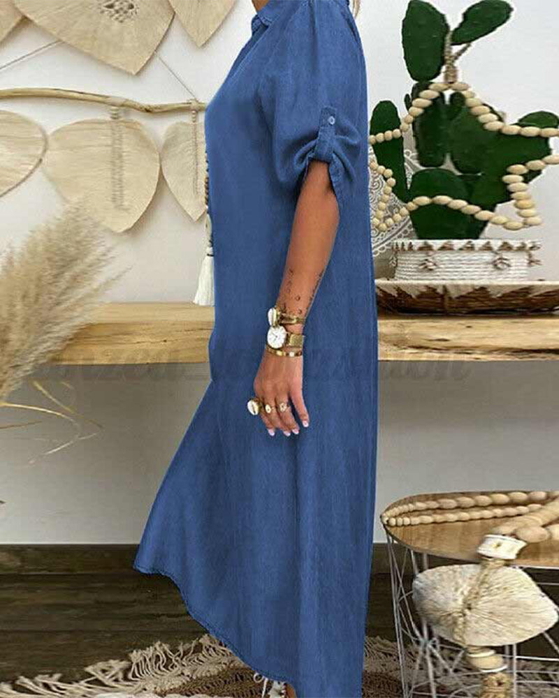 Enfärgad jeansklänning