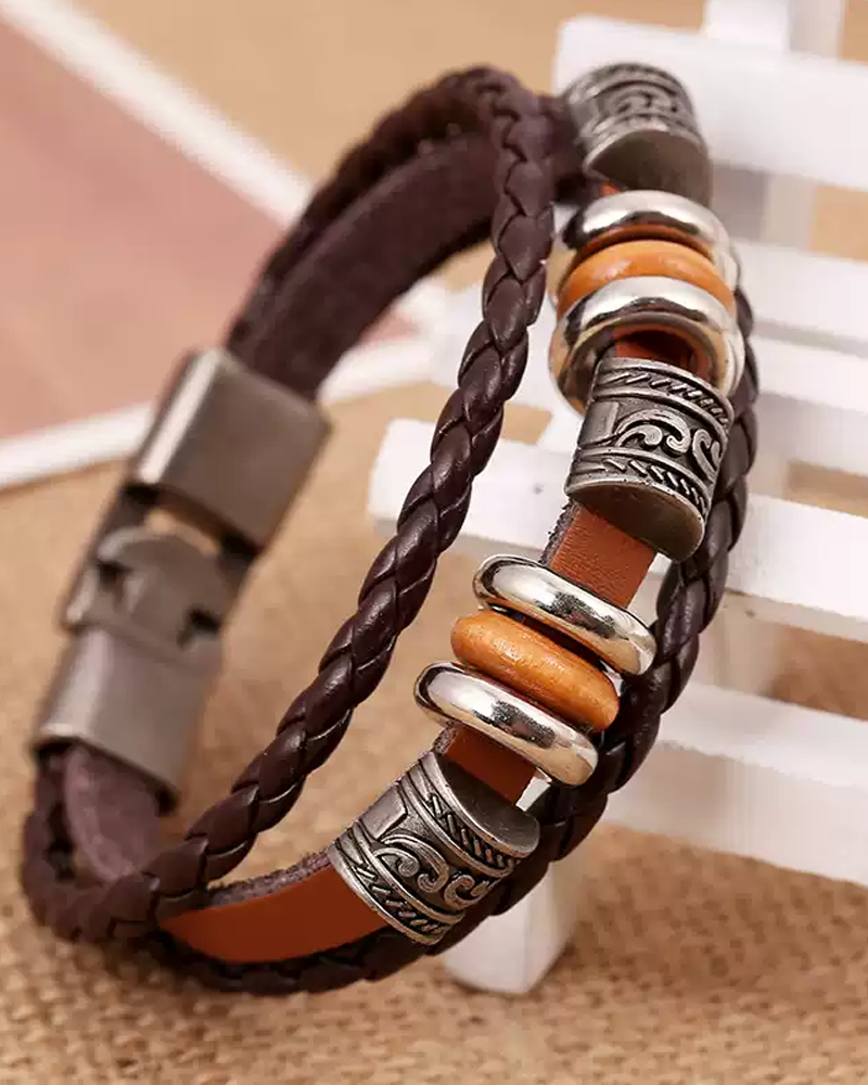 Handpärlat flerlagers läderarmband