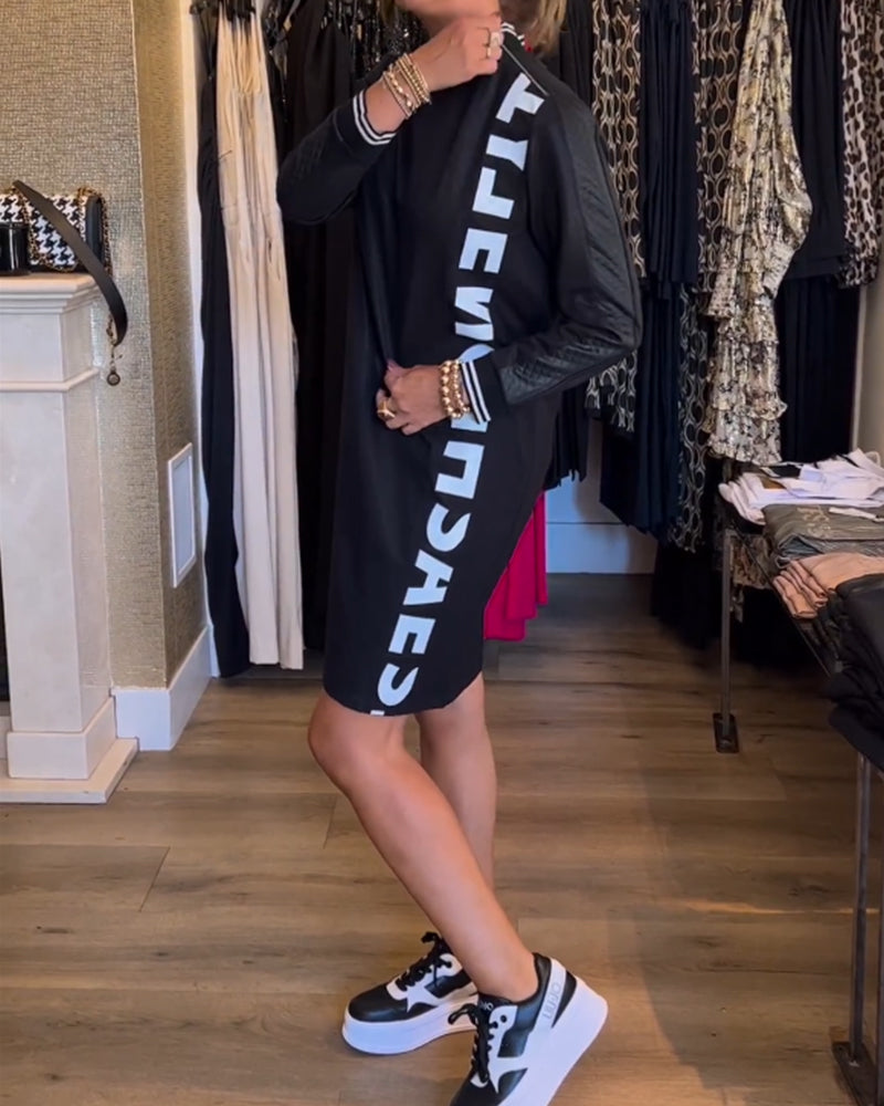 Fritidsklänning med bokstavstryck