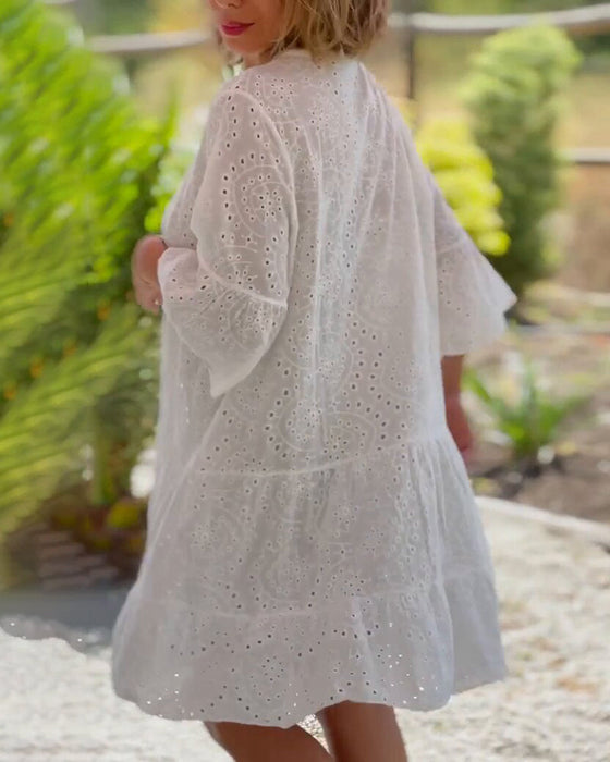 Lös ihålig spetsklänning