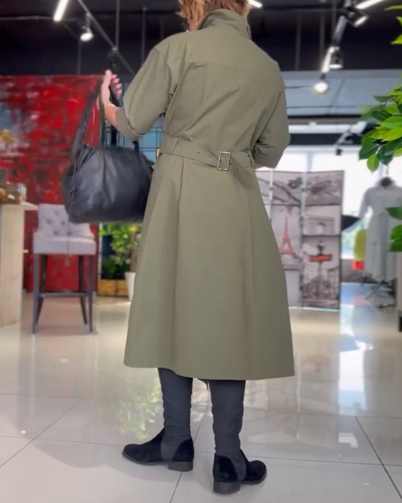 Enfärgad avslappnad enfärgad klänning med fickor