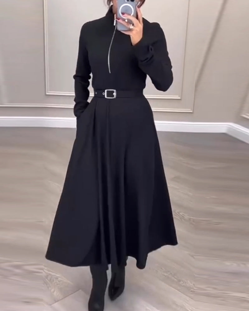 Klänning med dragkedja och krage