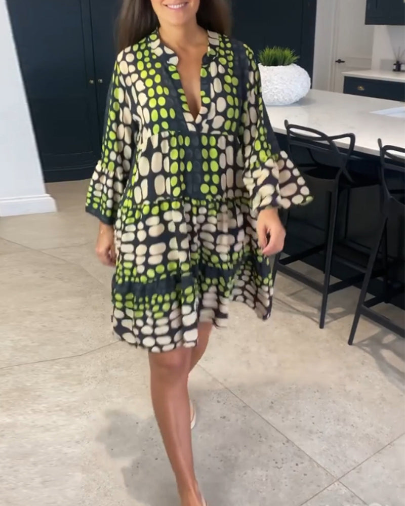 Fritidsklänning med djup v-tryck